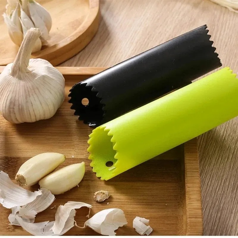 Tubo spelafili per aglio Peeli - Kitchen Gadgets Peeler recensione e prezzo